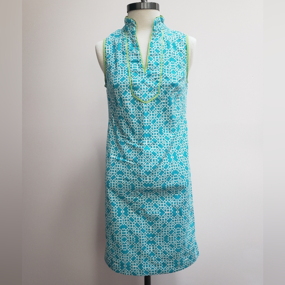 Eliza J Blue & Off-white Geometric Print Sleeveless V-neck Shift Dress, Size 4